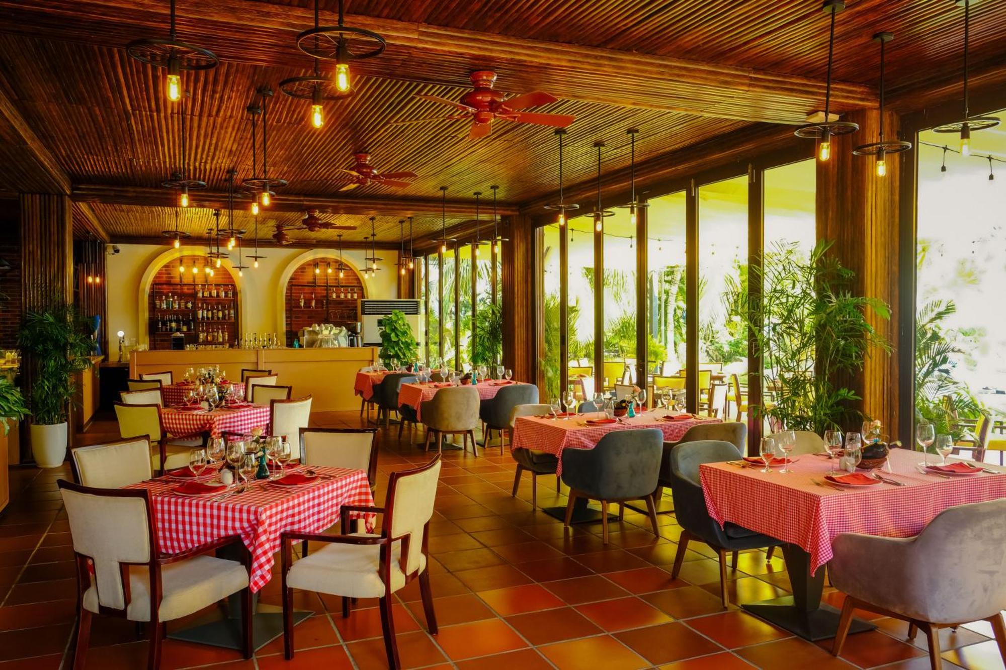 Vinpearl & Bay Resort 5*