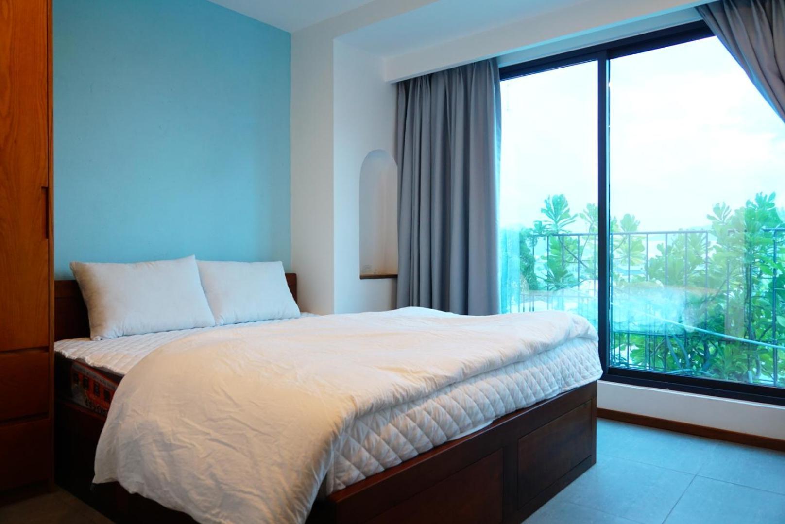 Laholm - Nha Trang