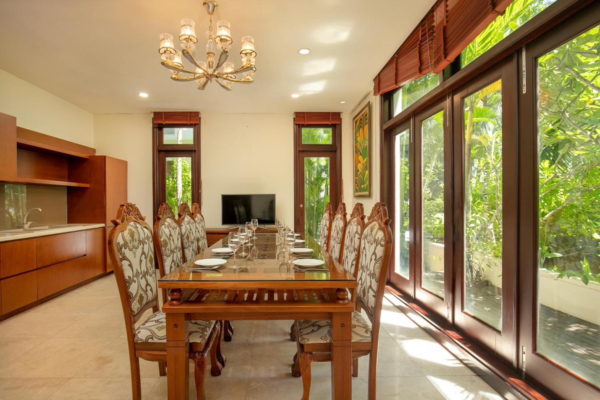 Villa Luxurious