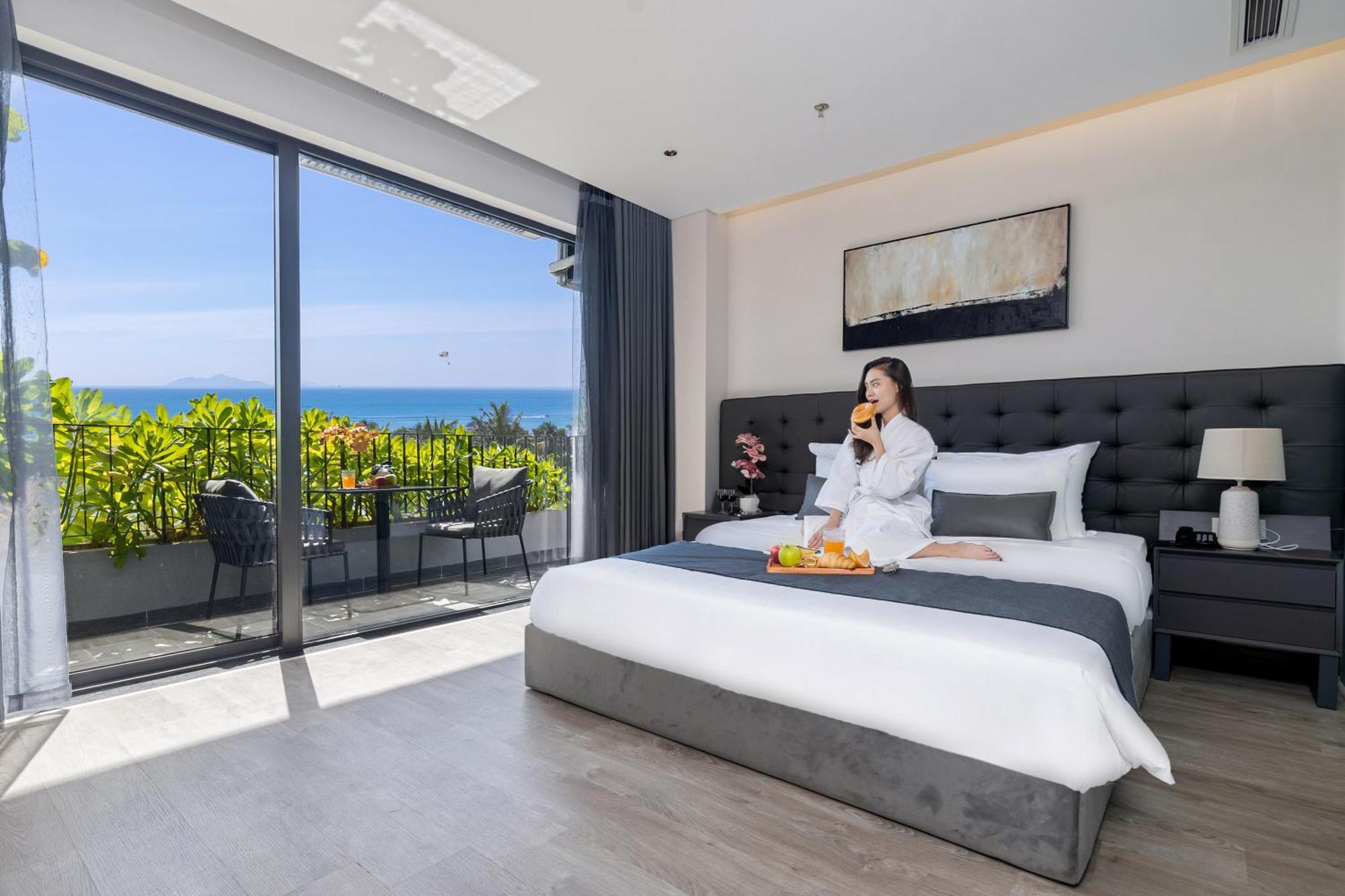 Jbay Beachfront Boutique Hotel Da Nang