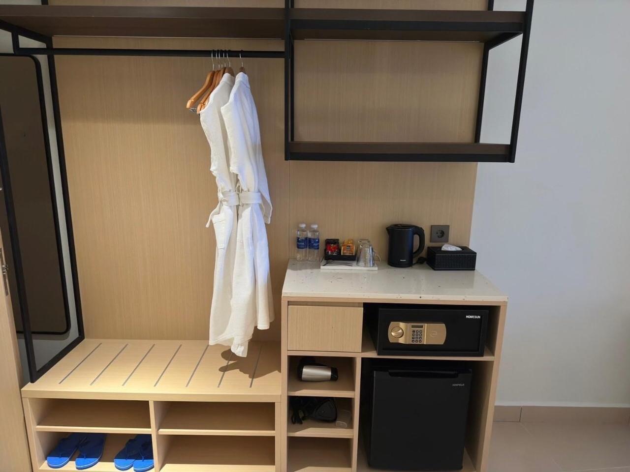 Infinity Sea View - The Arena Apartment Cam Ranh