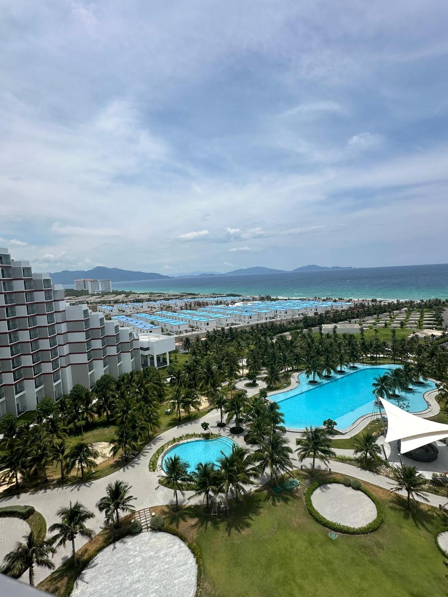 Infinity Sea View - The Arena Apartment