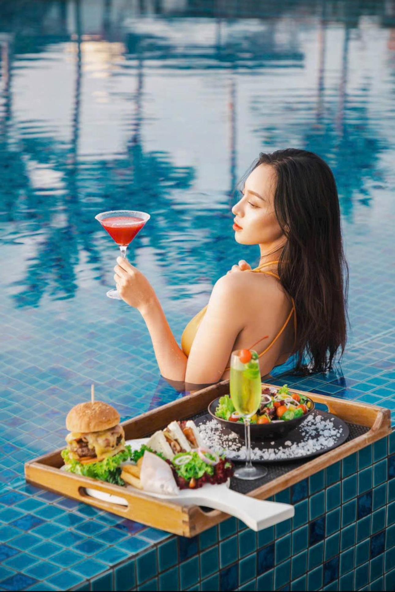 Delicate Hotel 4*