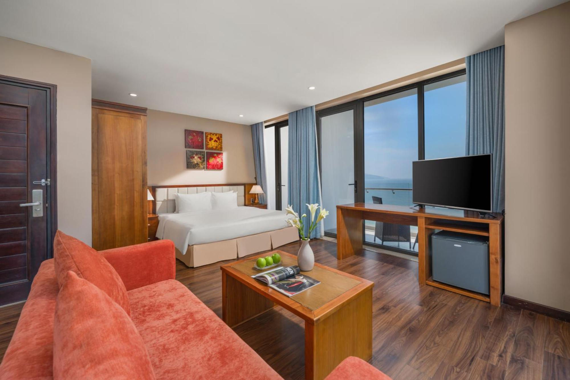 Yarra Ocean Hotel Da Nang