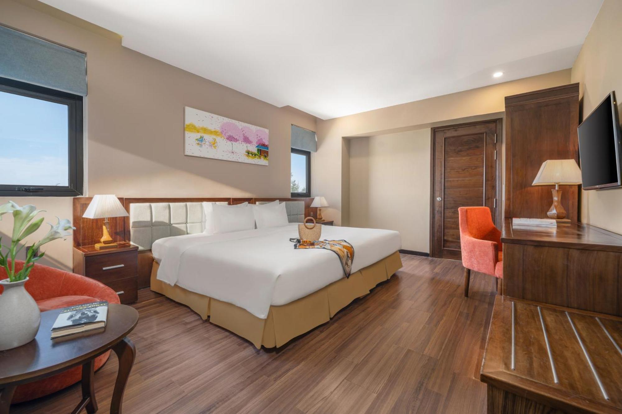 Hotel Yarra Ocean Da Nang
