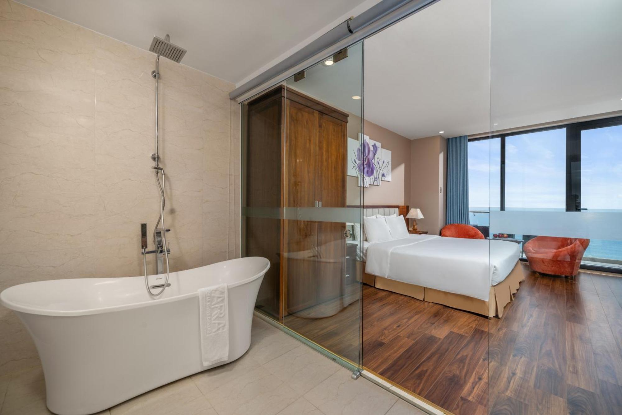 Hotel Yarra Ocean