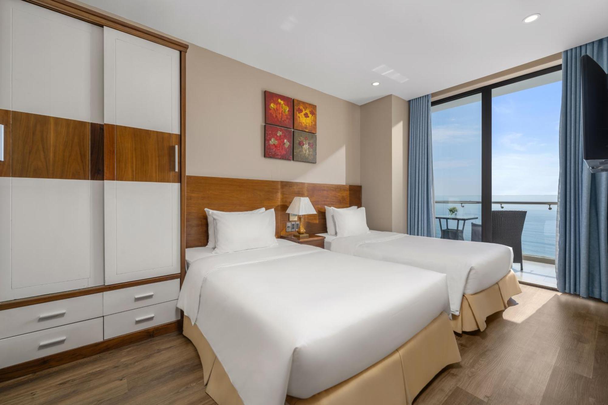 Yarra Ocean Hotel
