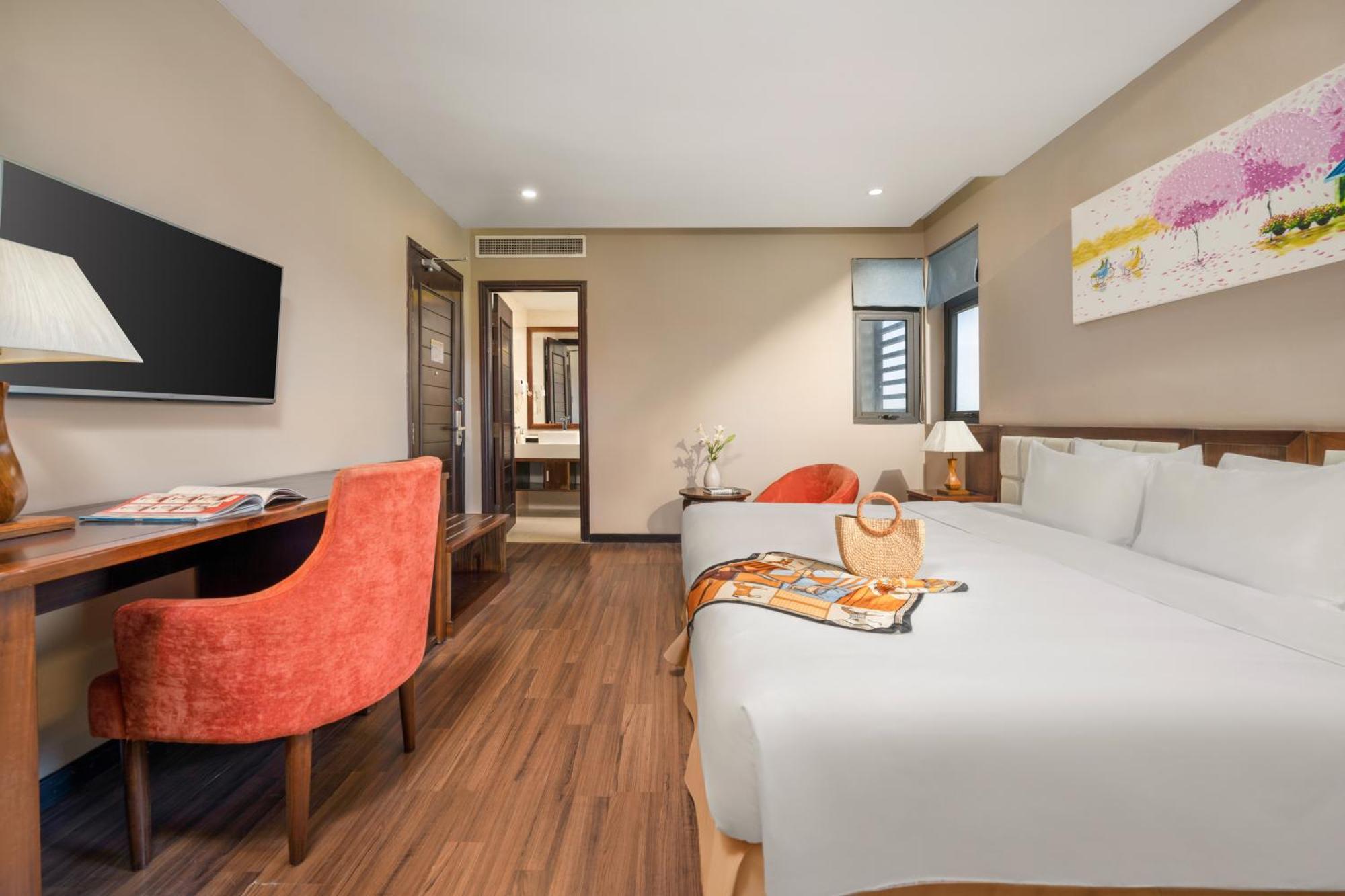 Yarra Ocean Hotel Da Nang