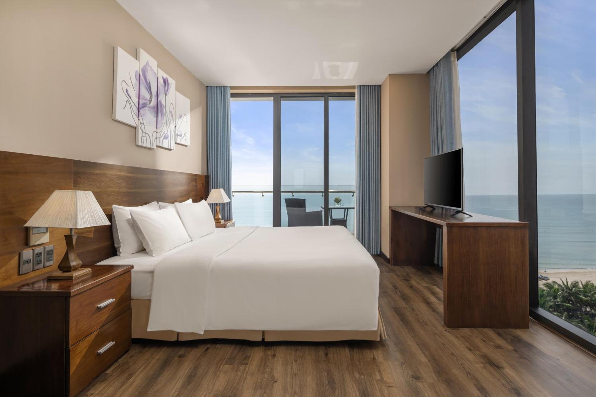 Yarra Ocean Hotel