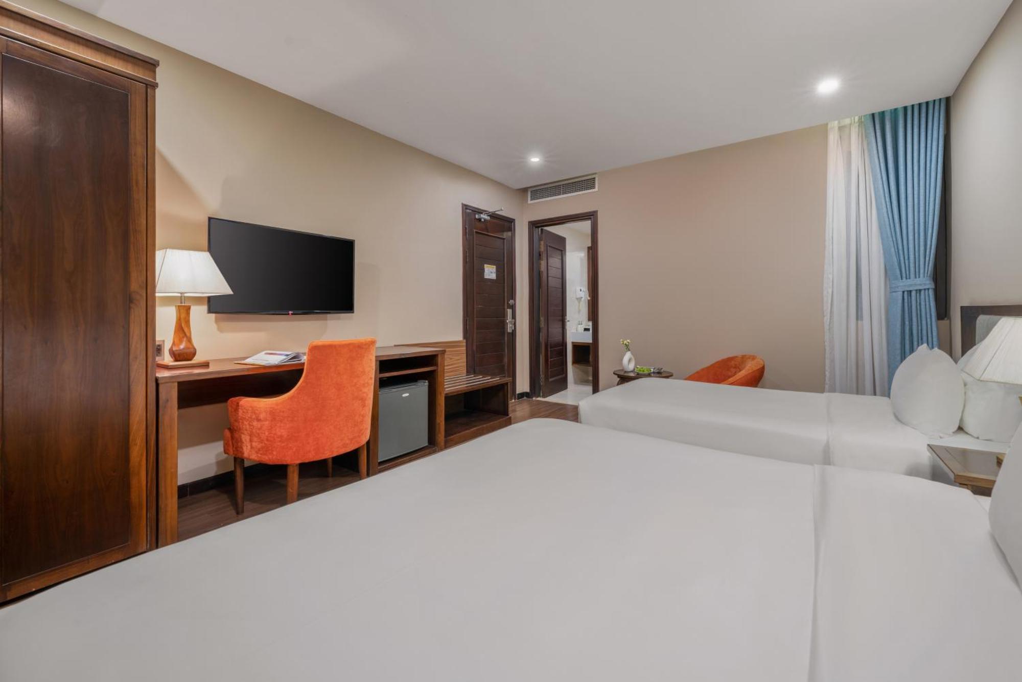 Yarra Ocean Hotel Da Nang