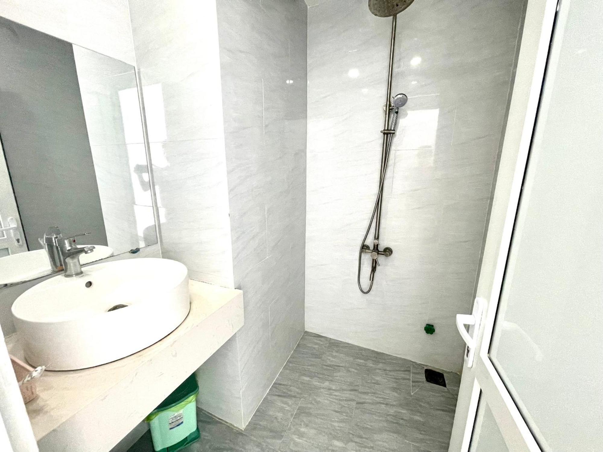 Beachfront Luxury Apartment *