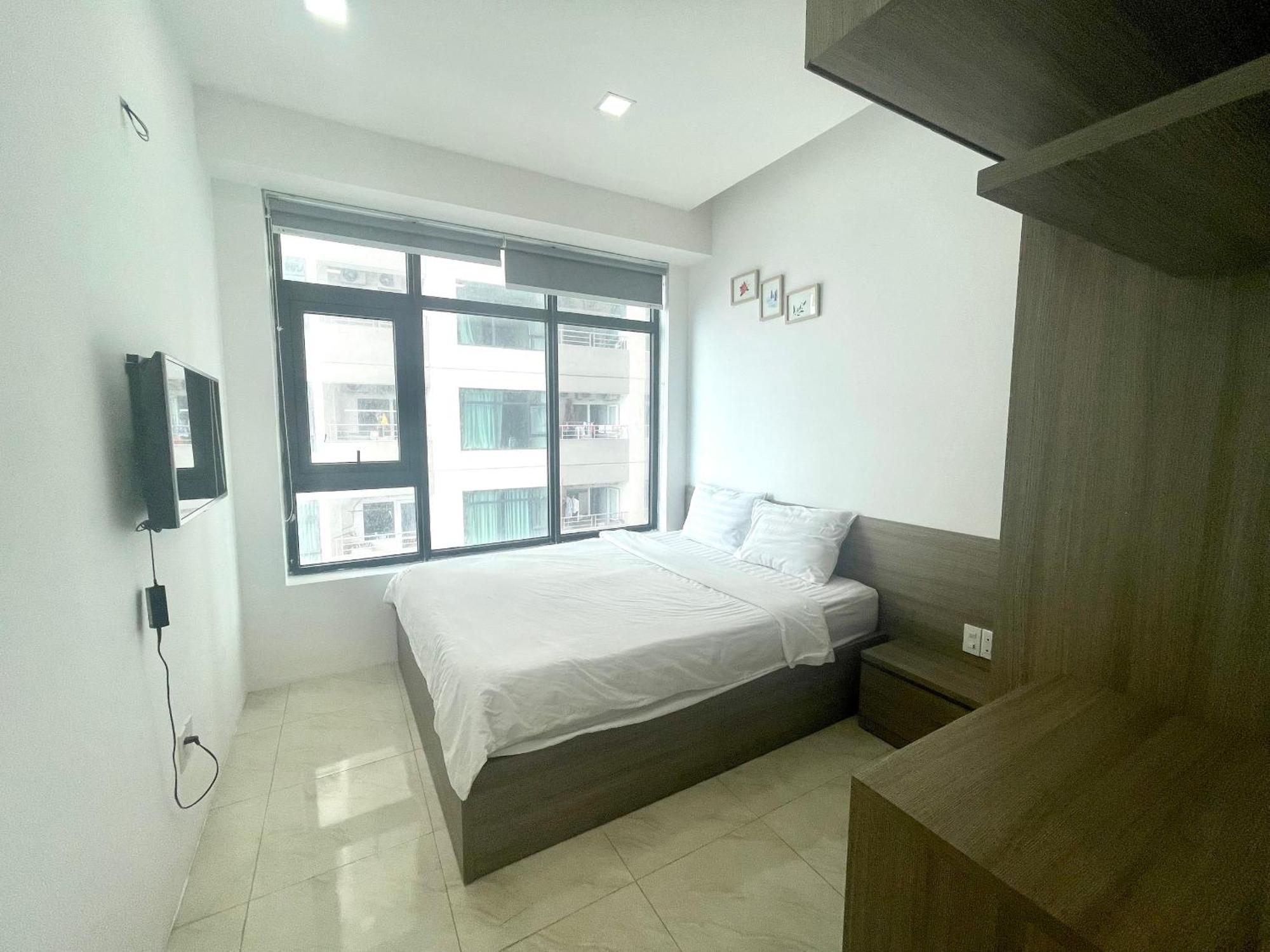 Beachfront Luxury Apartment