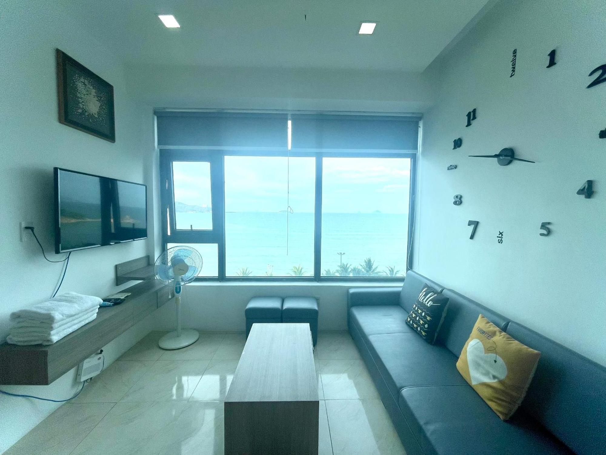 Apartment Beachfront Luxury