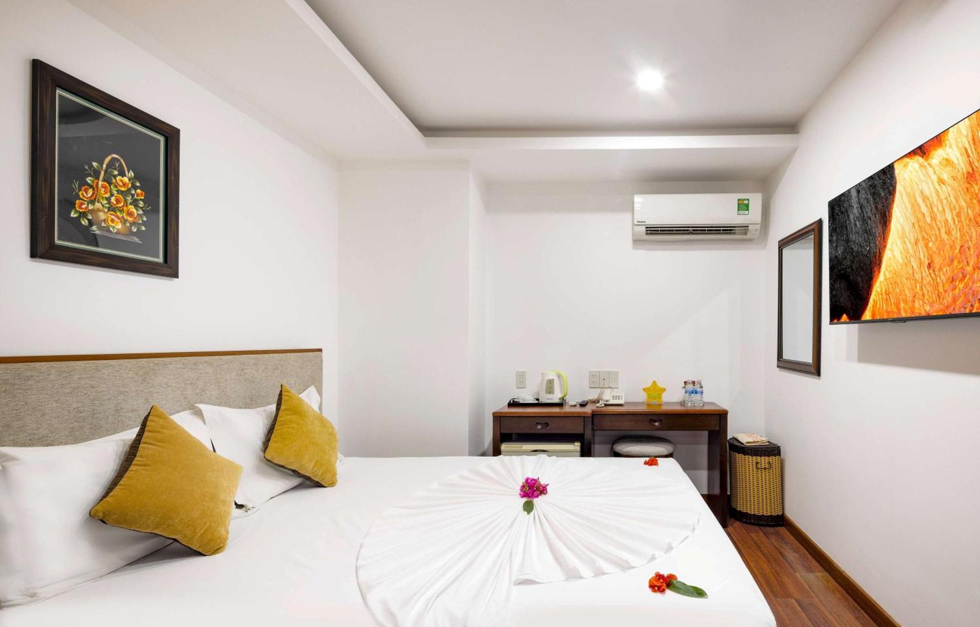 The Summer Hotel Nha Trang