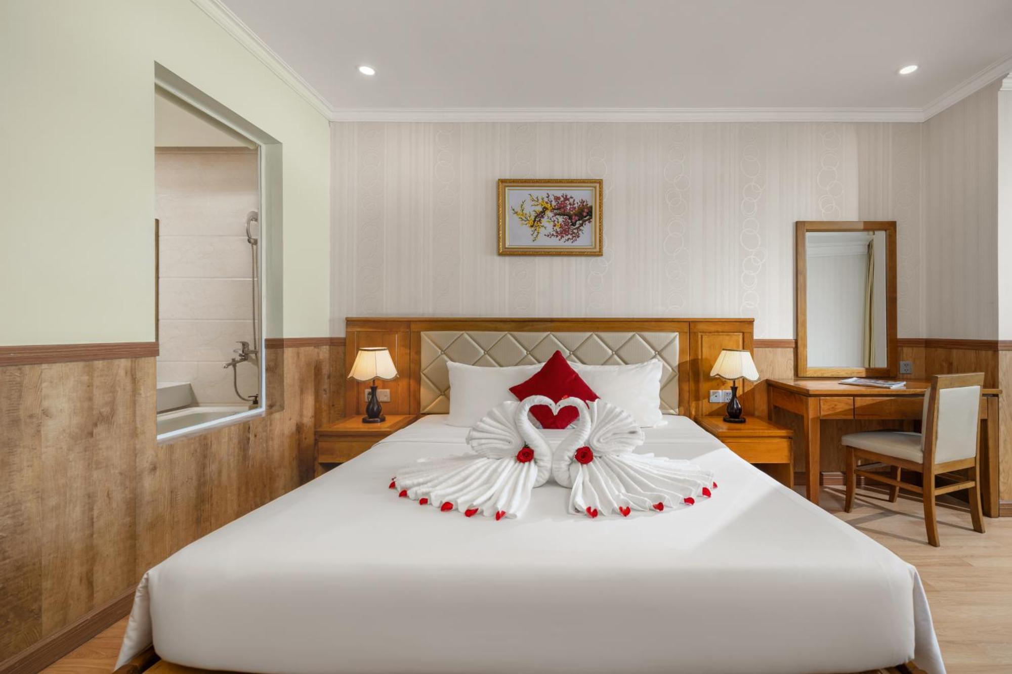 Serene Beach Hotel Danang Da Nang
