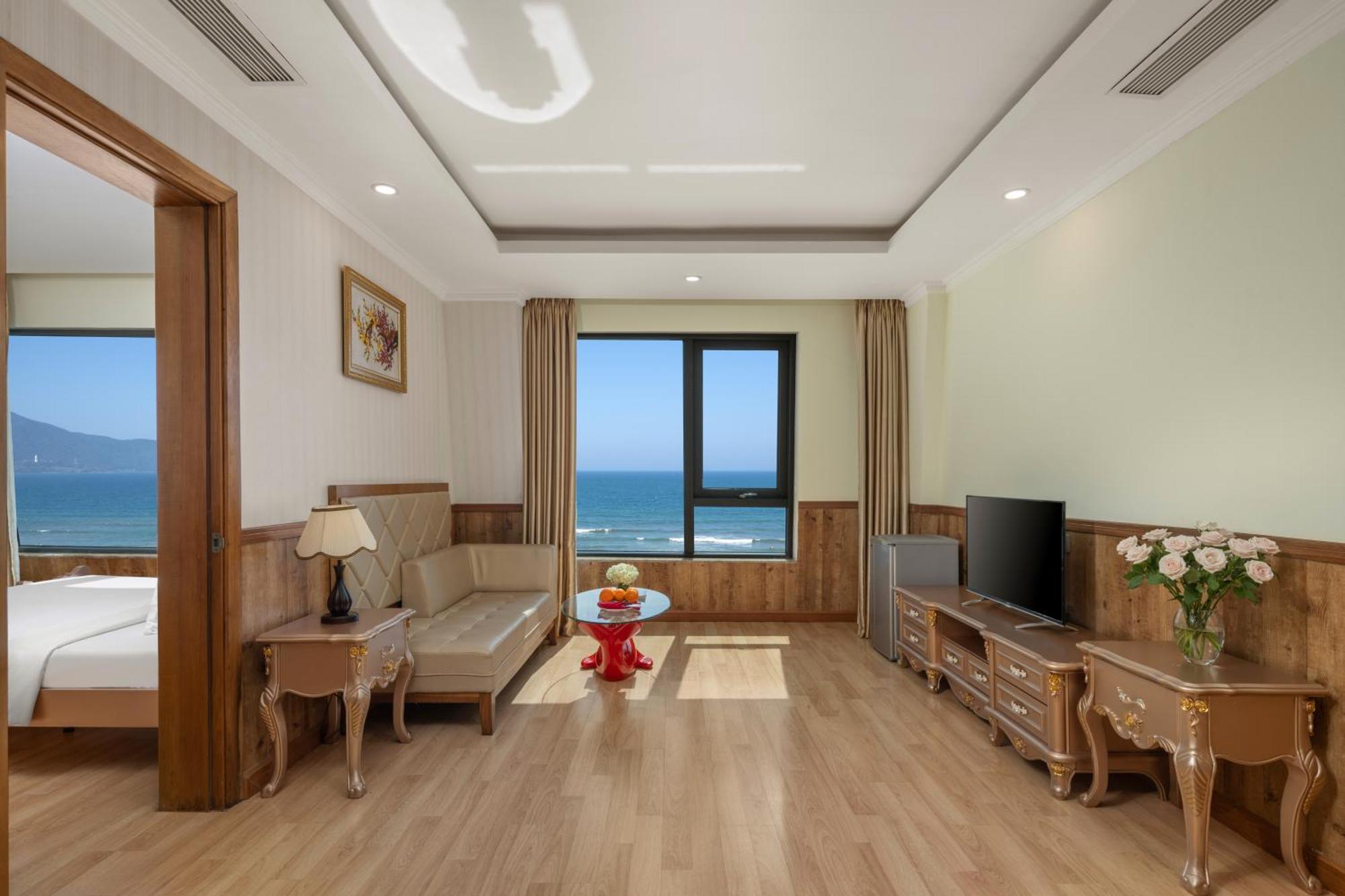 Serene Beach Hotel Danang 4* Da Nang