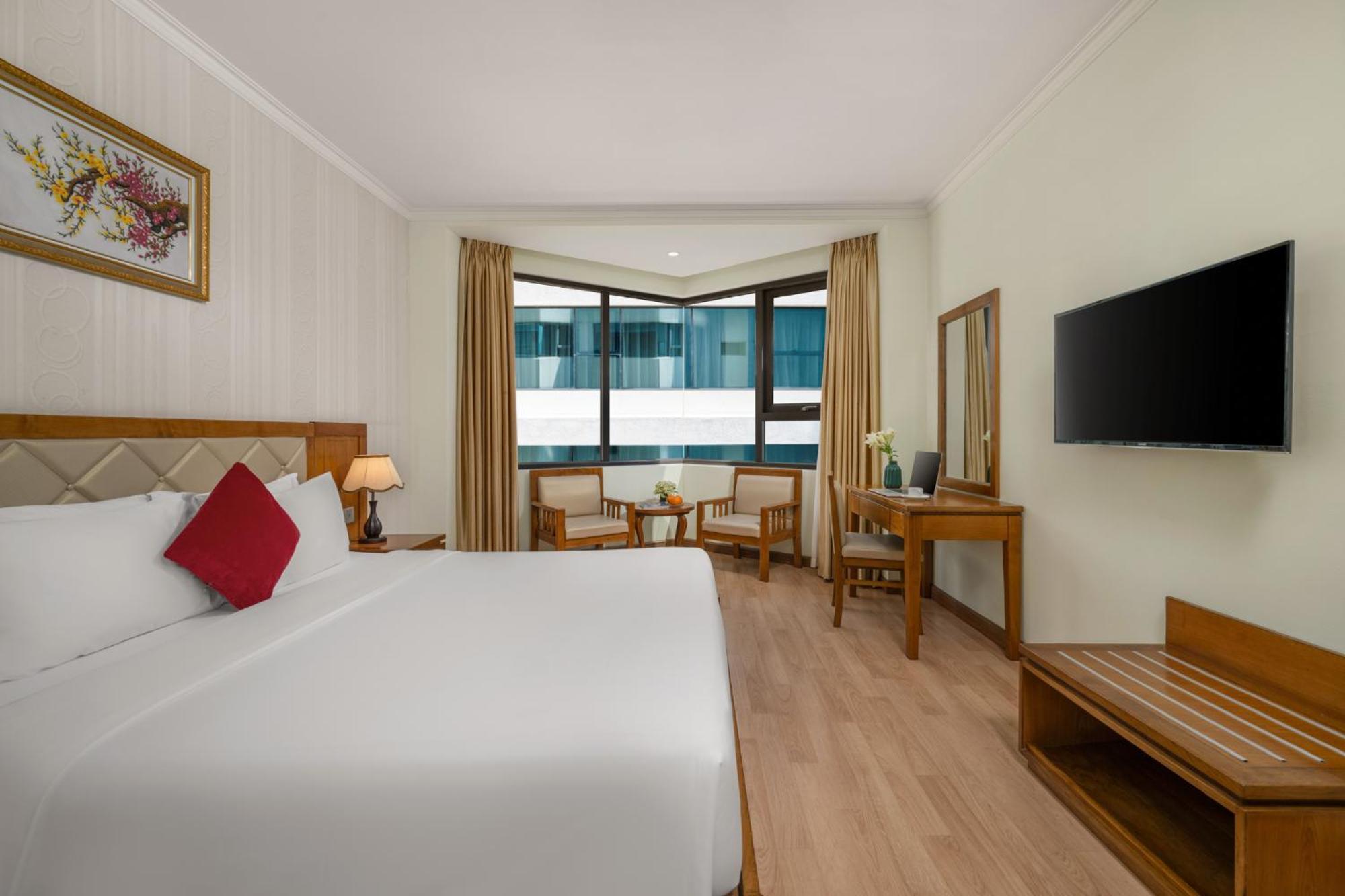 Serene Beach Hotel Danang Da Nang