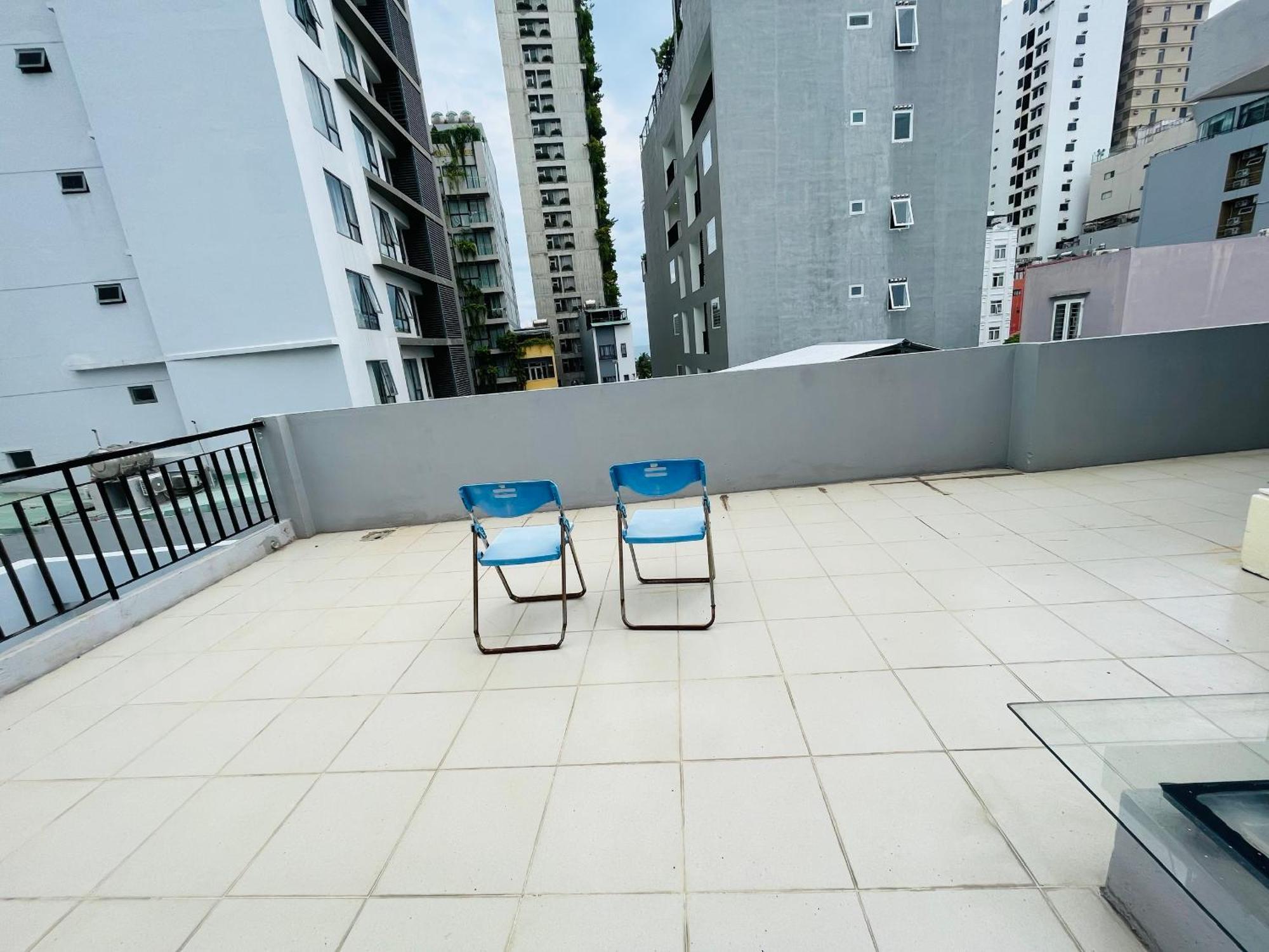 Ha Linh Apartment *
