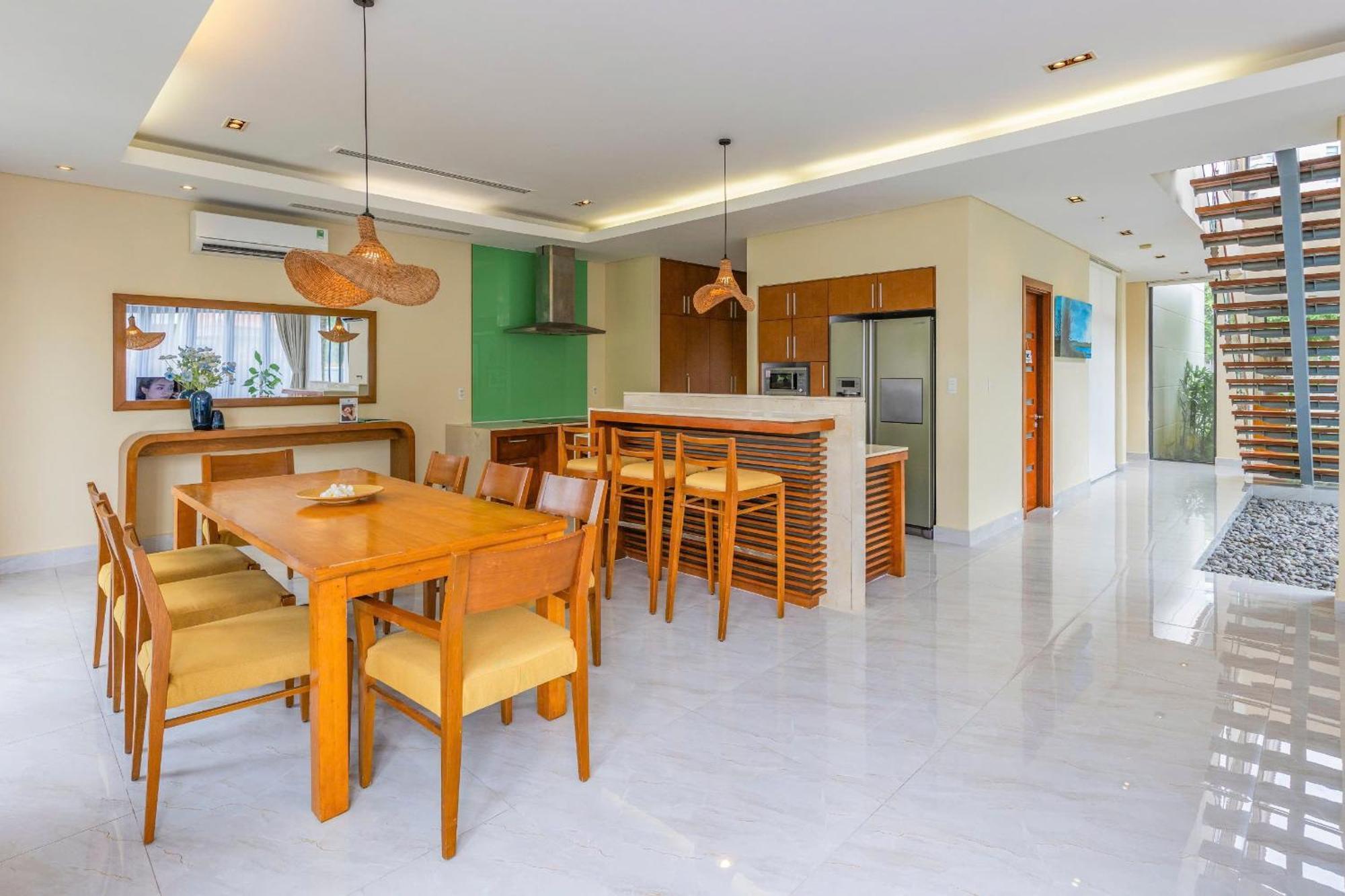 Ocean - Idc White House Da Nang