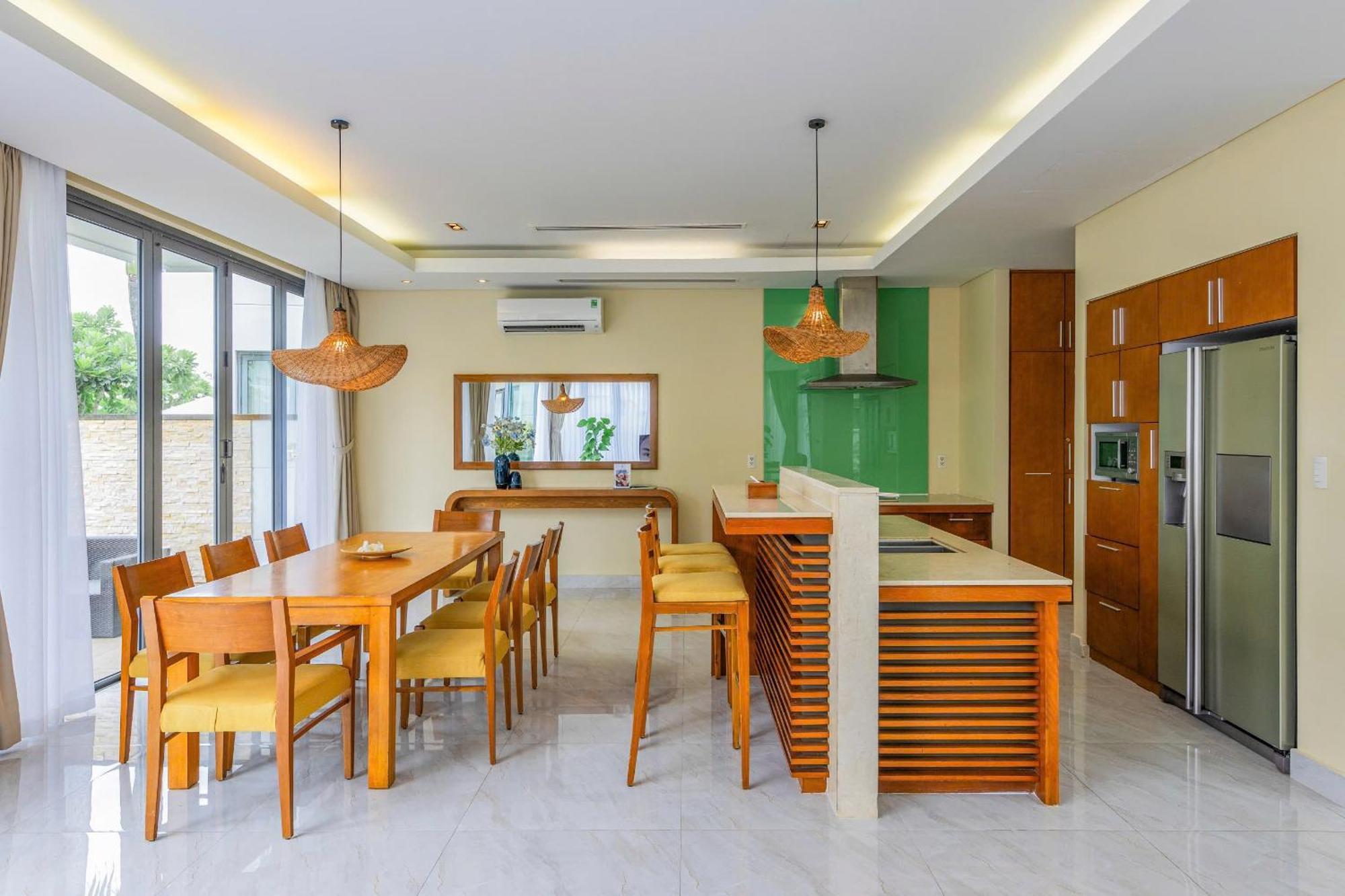 Ocean - Idc White House * Da Nang