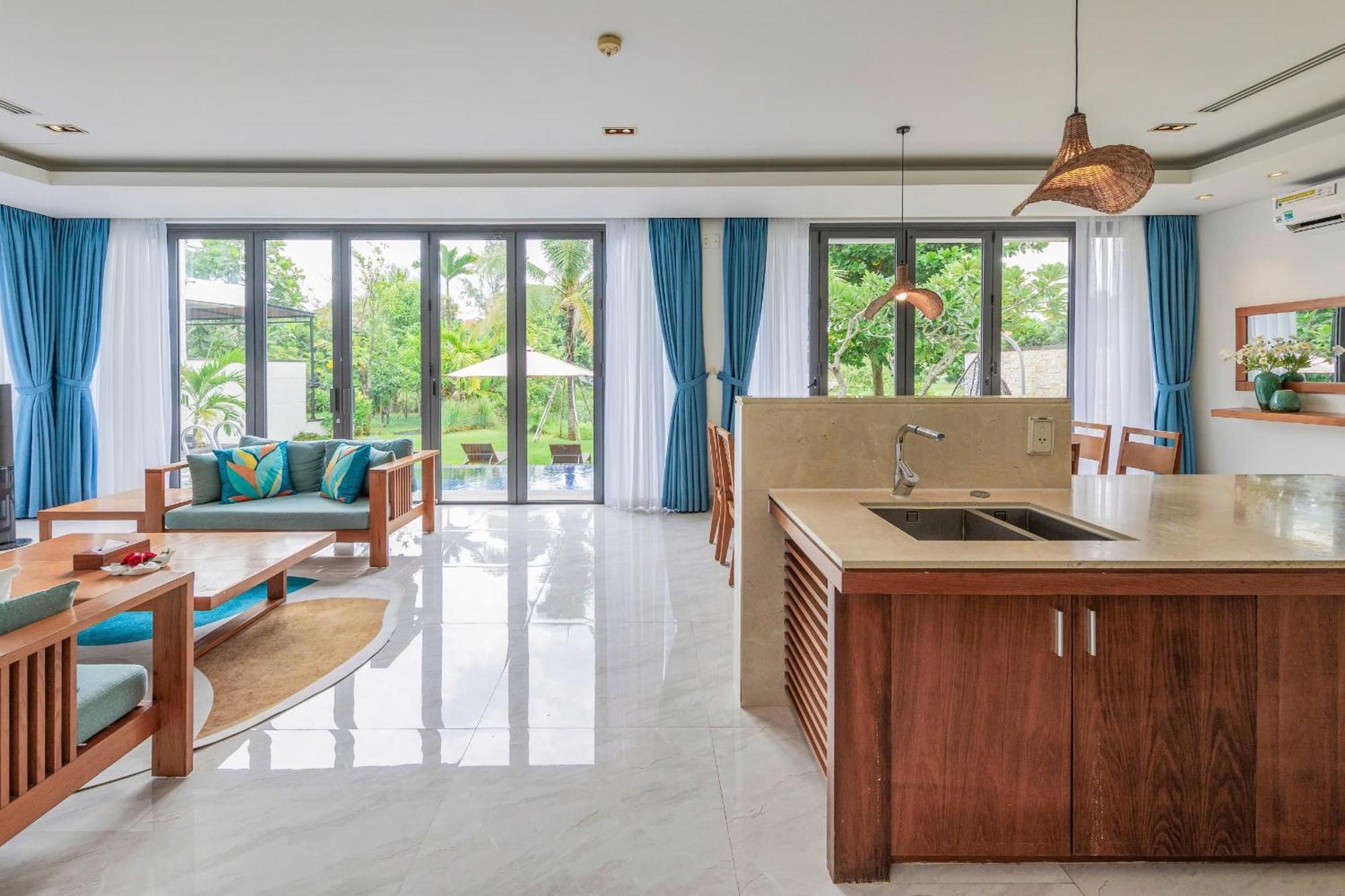 Ocean - Idc White House Da Nang