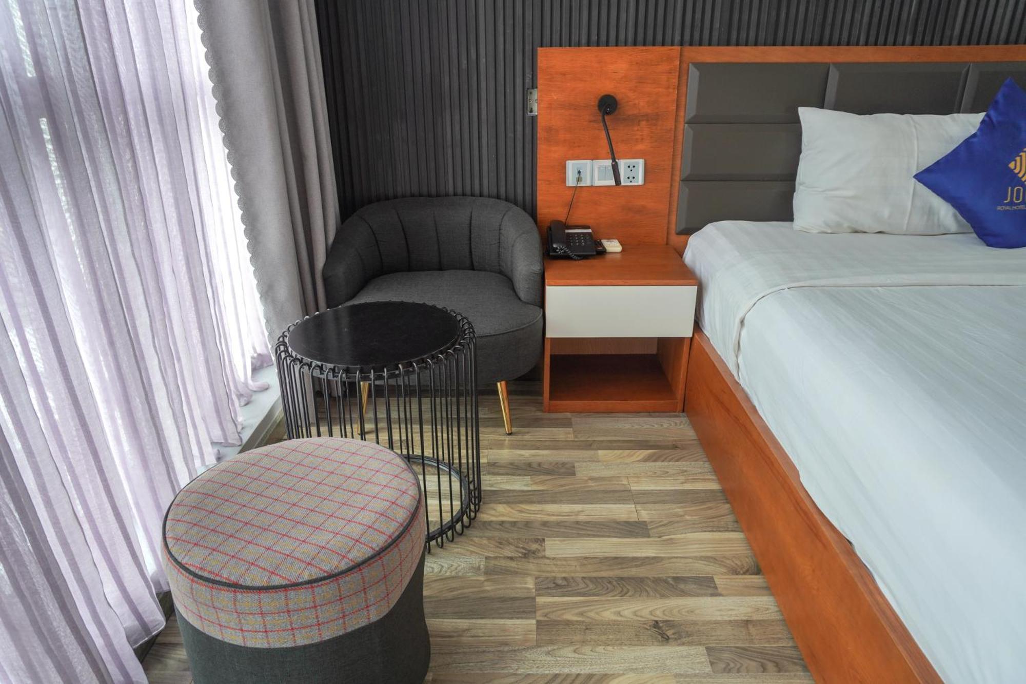 Khách sạn Jolia Bãi Biển 4*