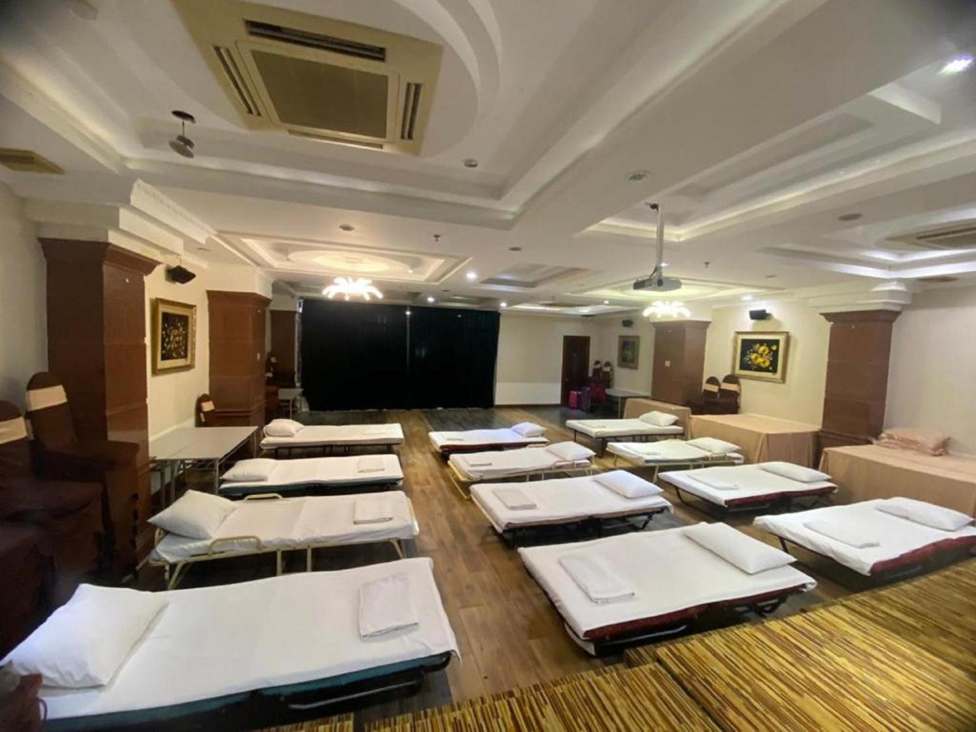 Hotel Adina 3 Star