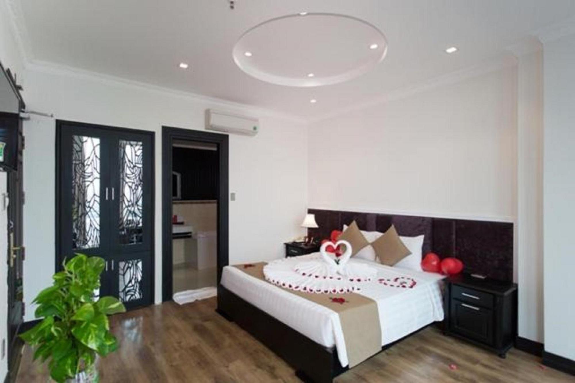 Adina 3 Star Hotel 3*