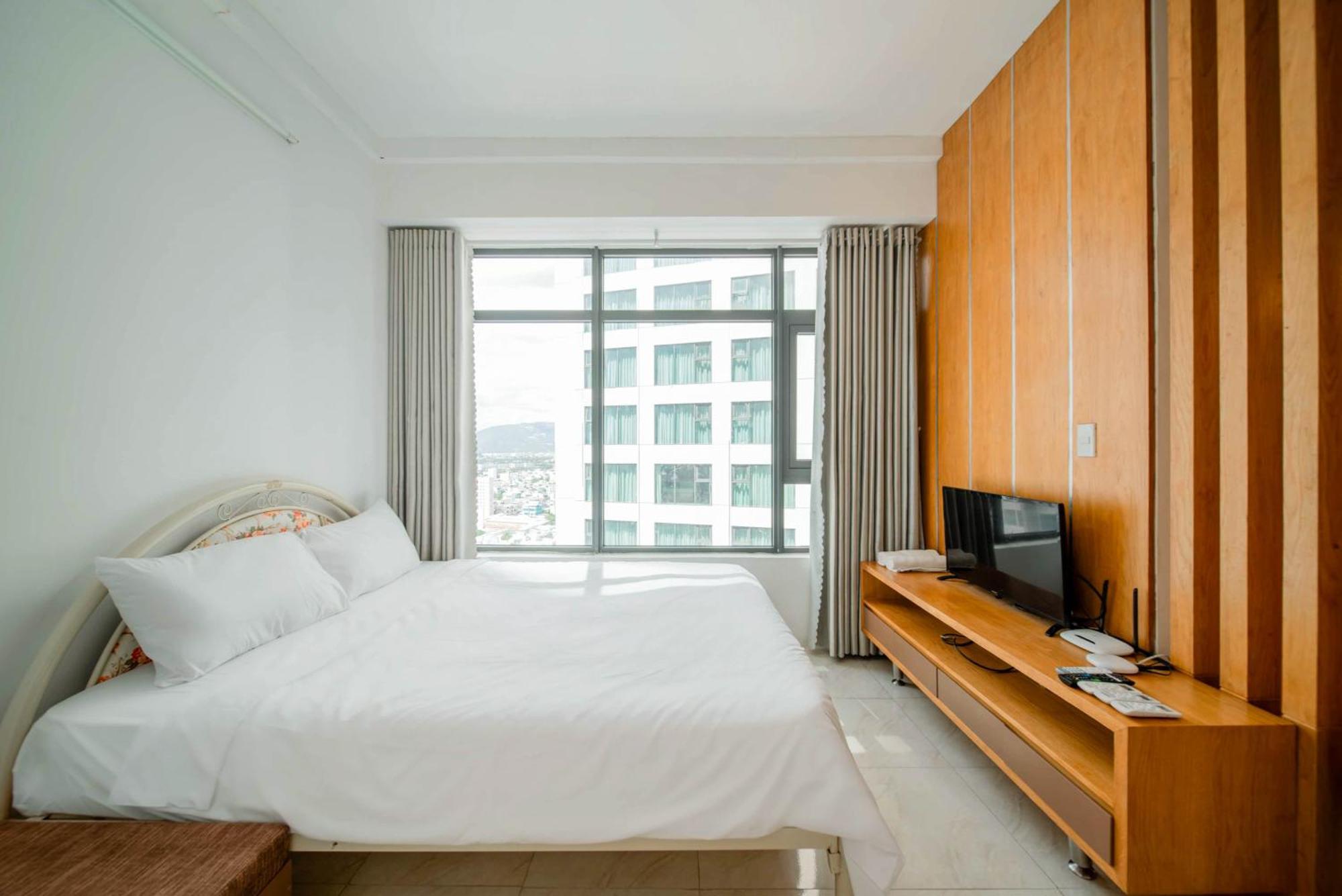Oceanus Mt Vien Trieu Thai Ha & Nha Trang