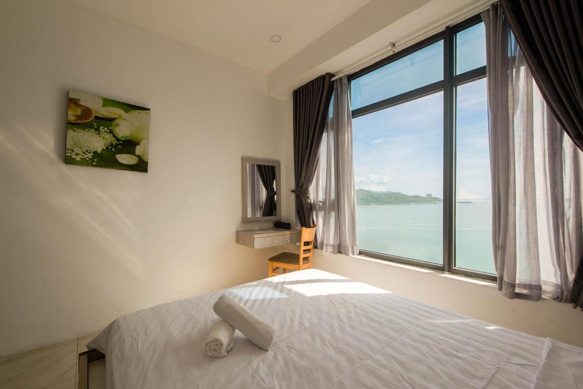 Oceanus Mt Vien Trieu Thai Ha & *