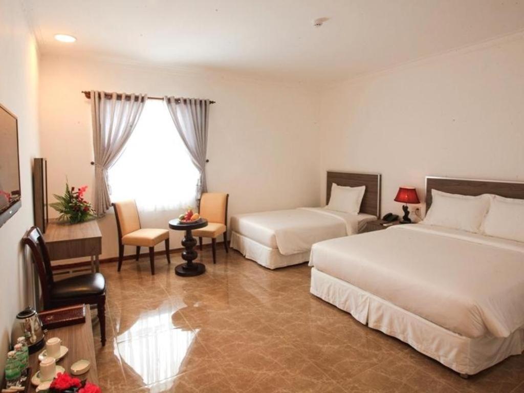 Den Long Do Nha Trang