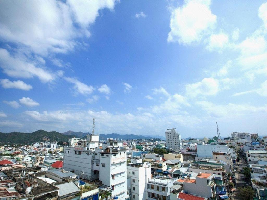 Den Long Do Hotel 3*