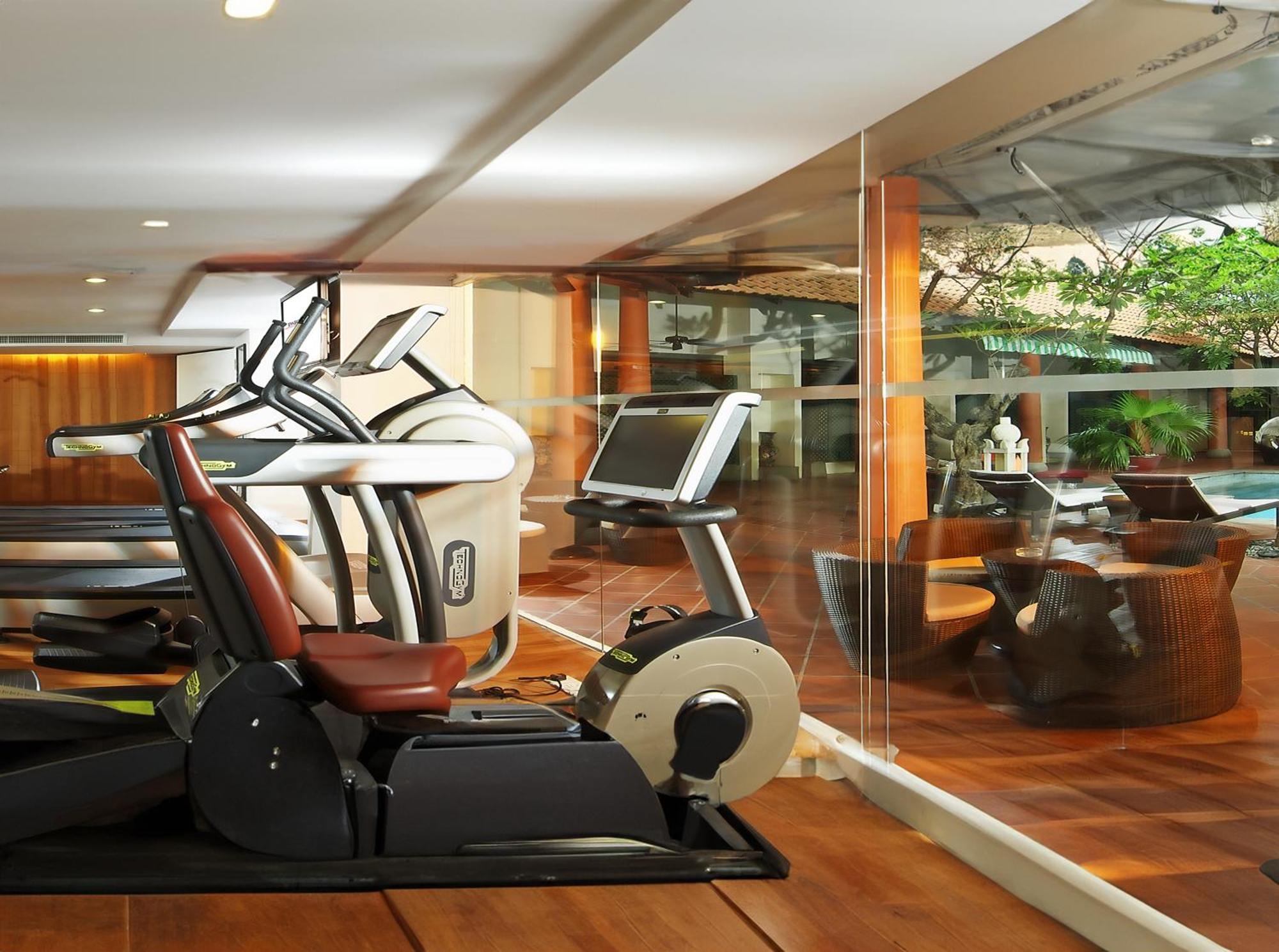 Khách sạn Parkroyal Sài Gòn 4*