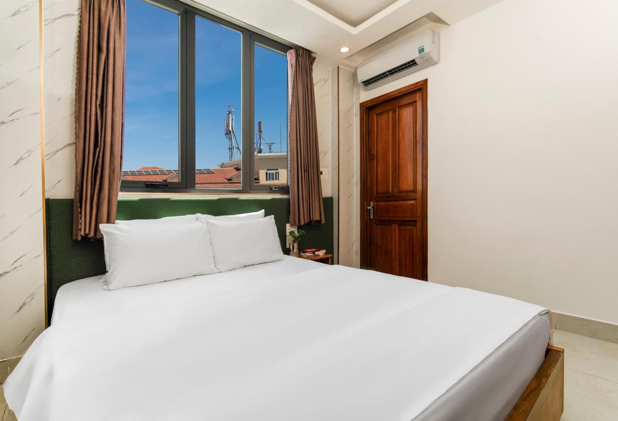 Trang Ngan By Thg Hotel