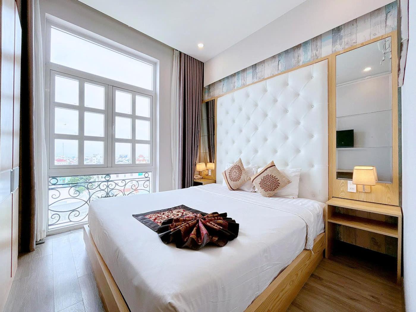Khách sạn Emerald Ocean 2*