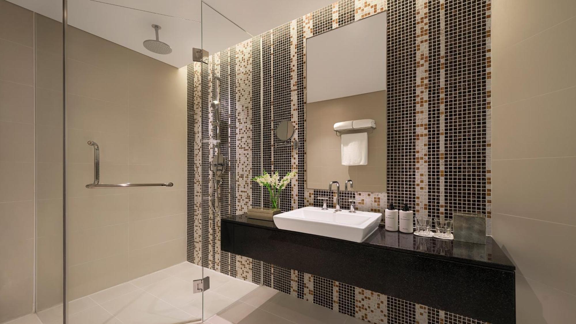 Intercontinental Residences By Ihg Hotel Nha Trang