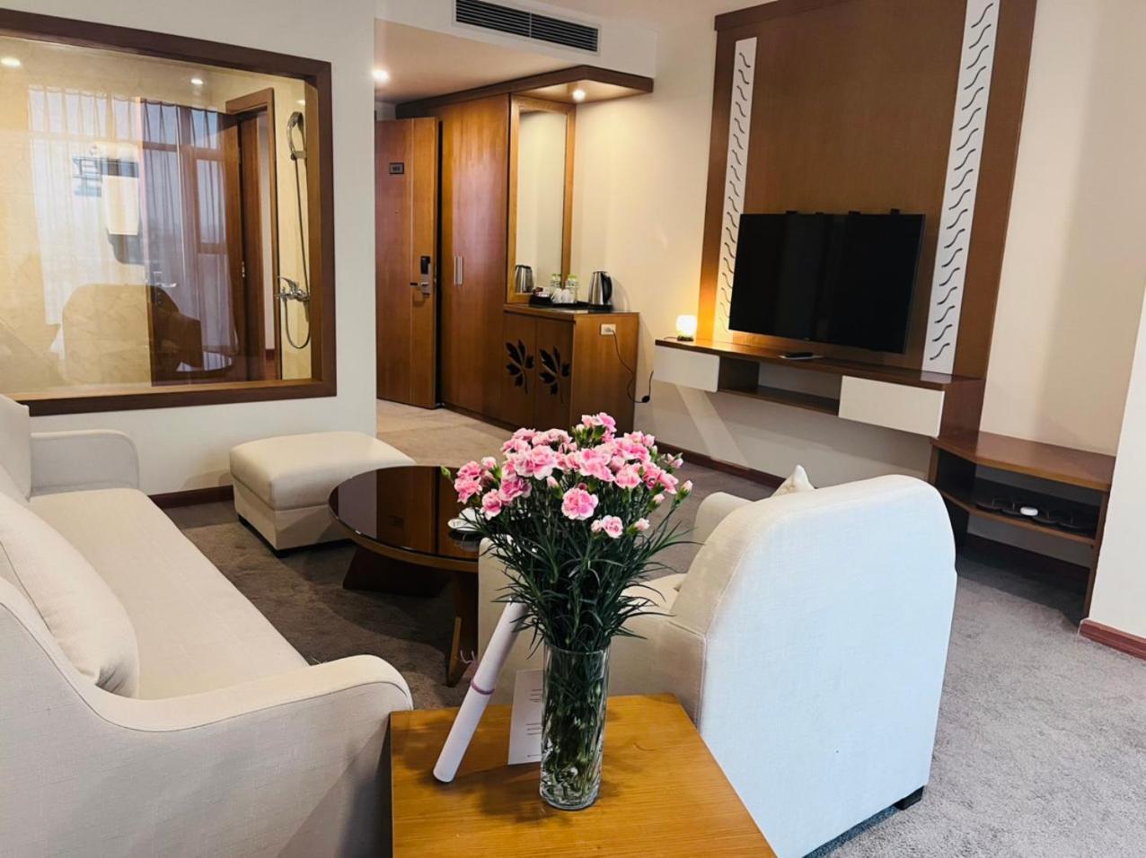 Muong Thanh Cua Dong 3*