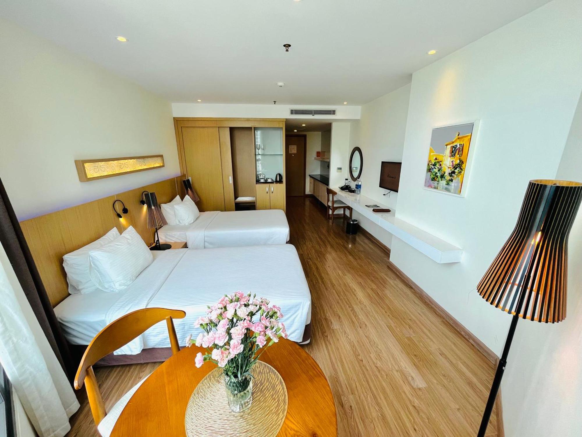 Hotel Starcity & Condotel Beachfront Nha Trang