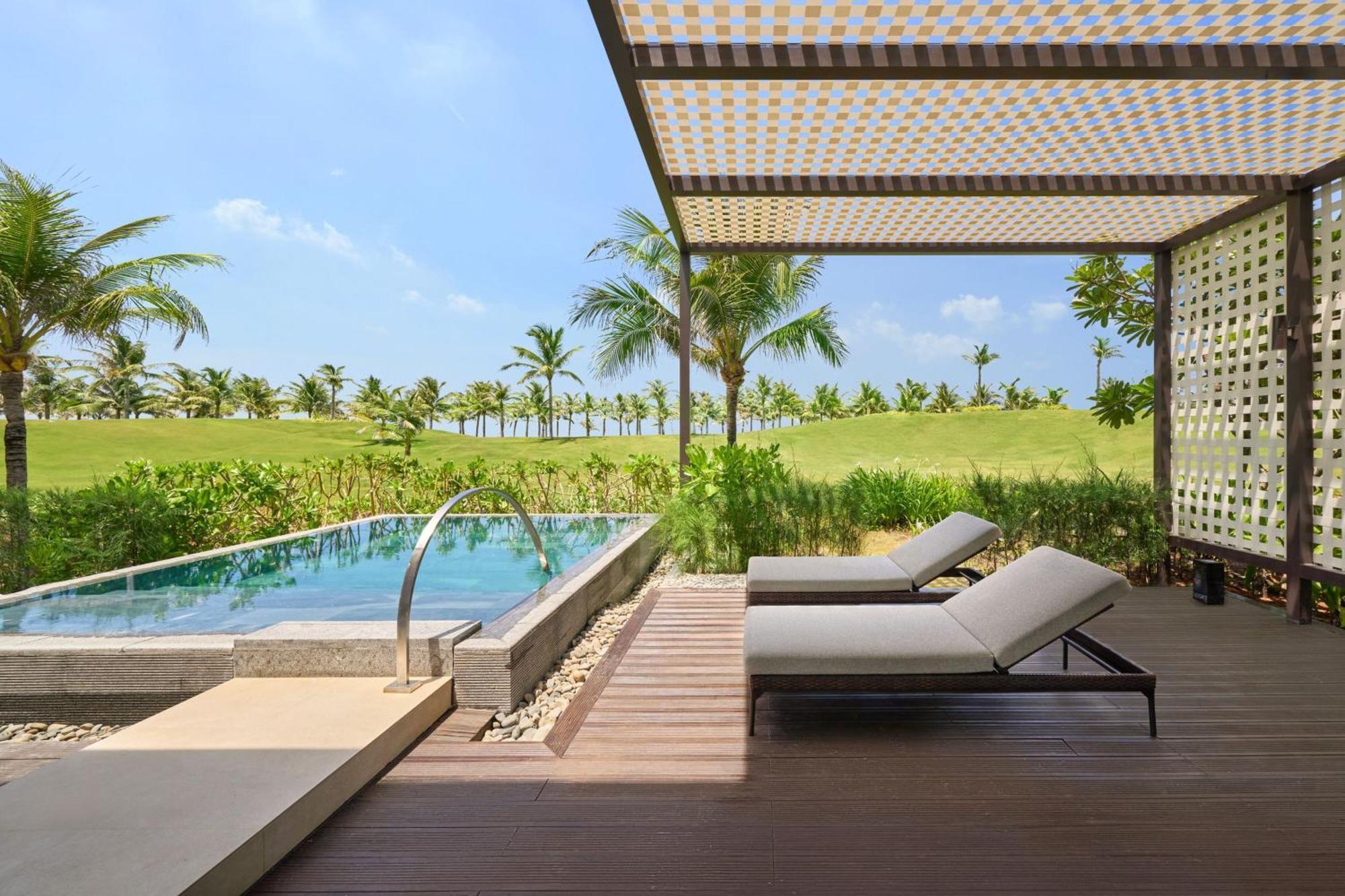 The Westin & 5* Cam Ranh