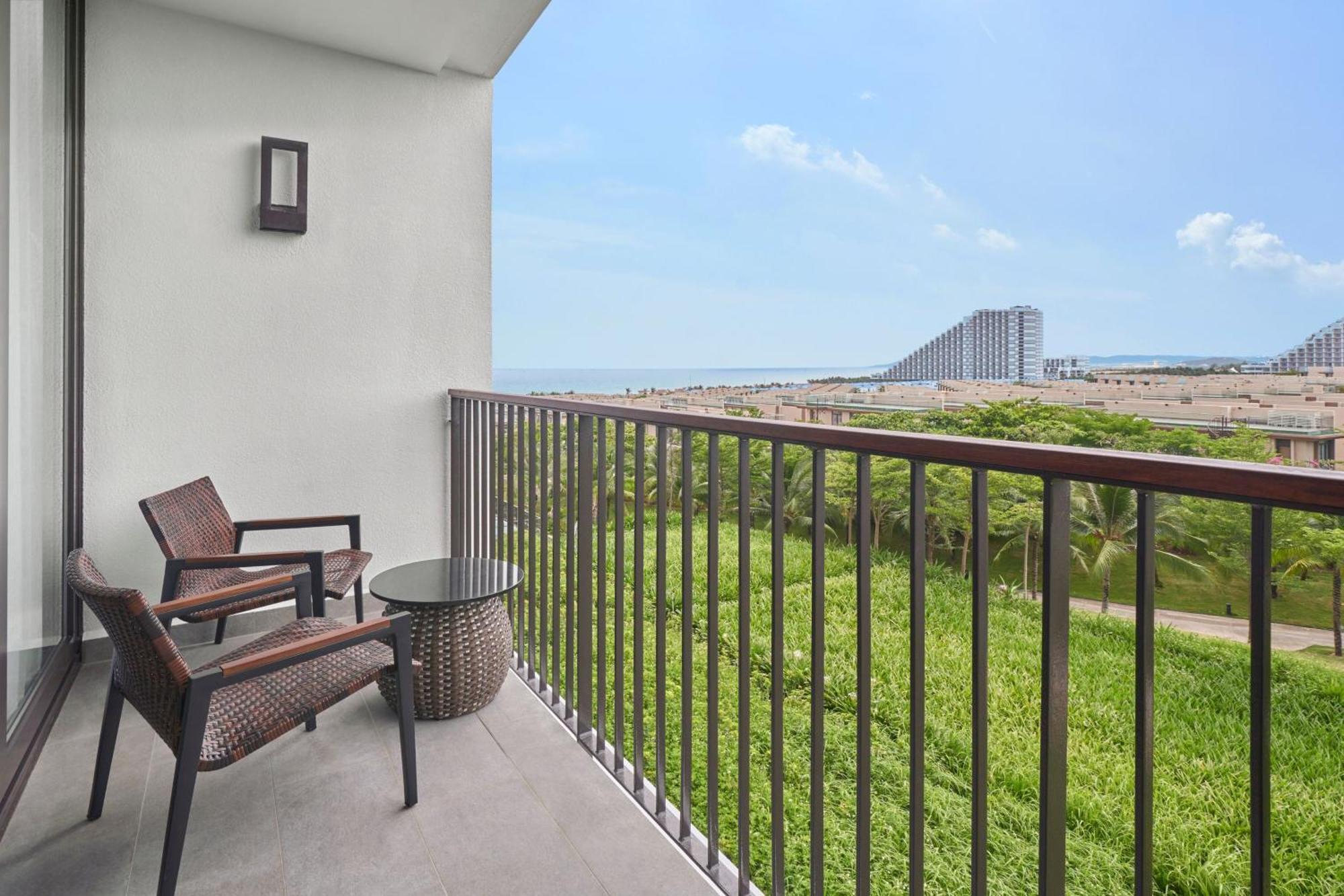 The Westin & 5* Cam Ranh