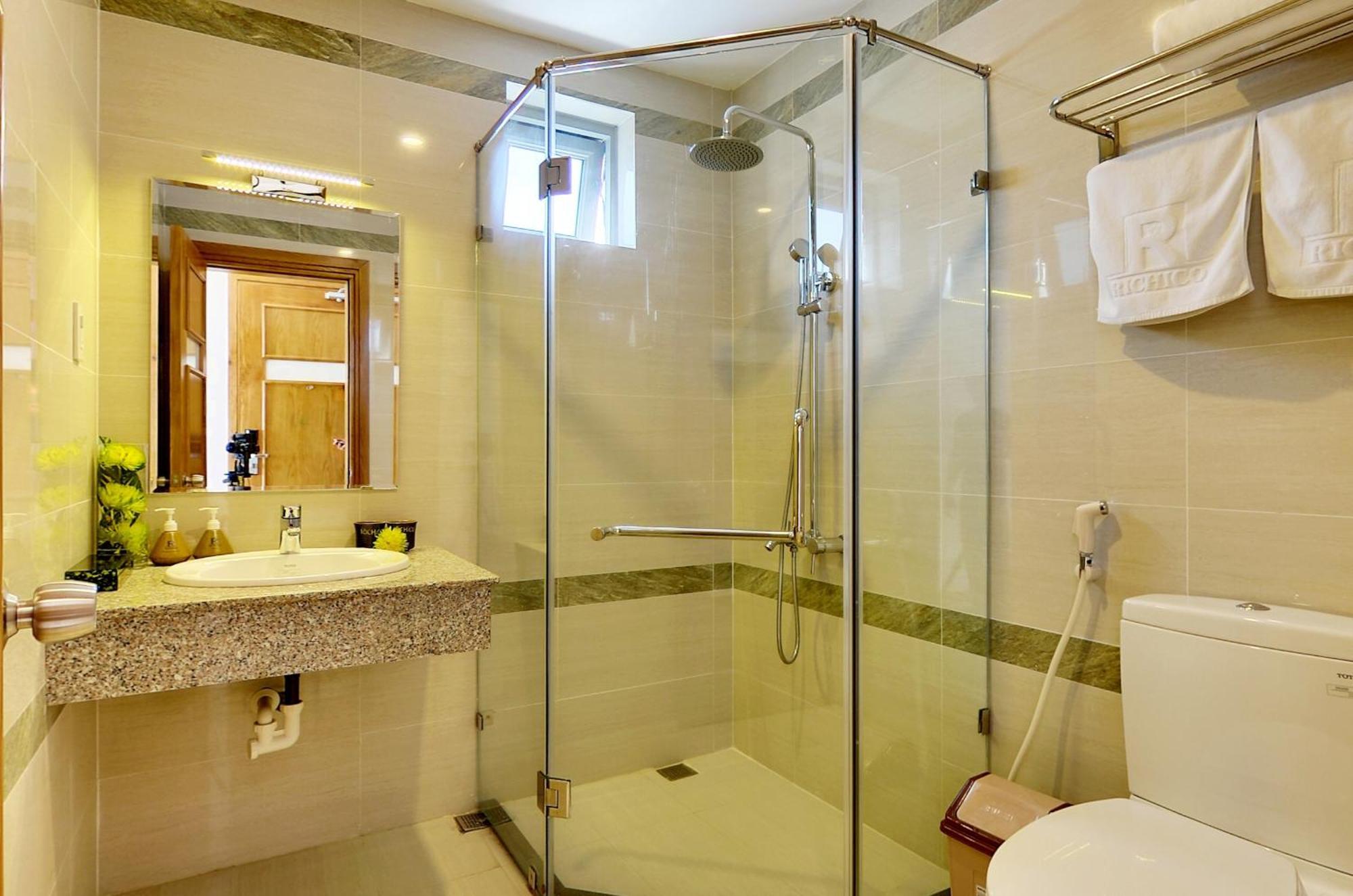 Richico And Aparthotel