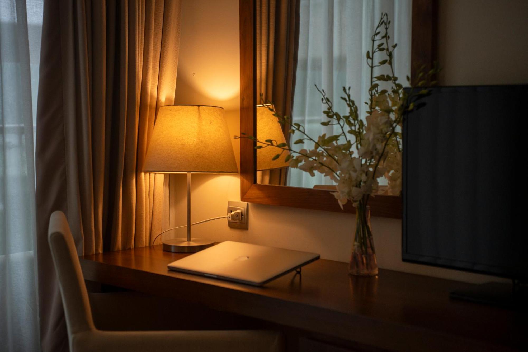 2 Bed By Ala Carte Da Nang-my Khe Beach,balcony Sea View,rooftop Pool, Pickup Airport Căn hộ *