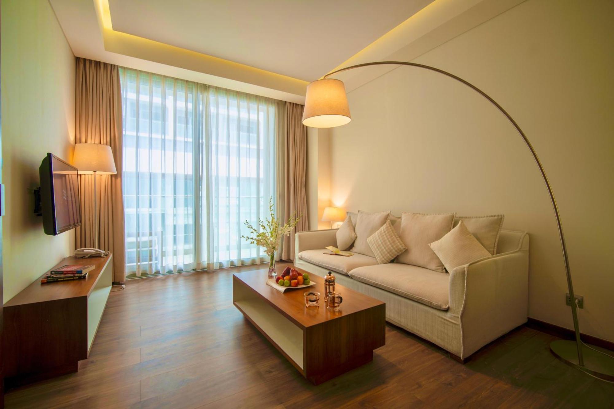 2 Bed By Ala Carte Da Nang-my Khe Beach,balcony Sea View,rooftop Pool, Pickup Airport
