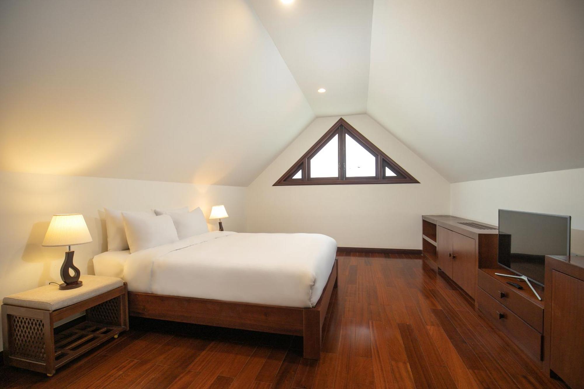 Purama Villa *