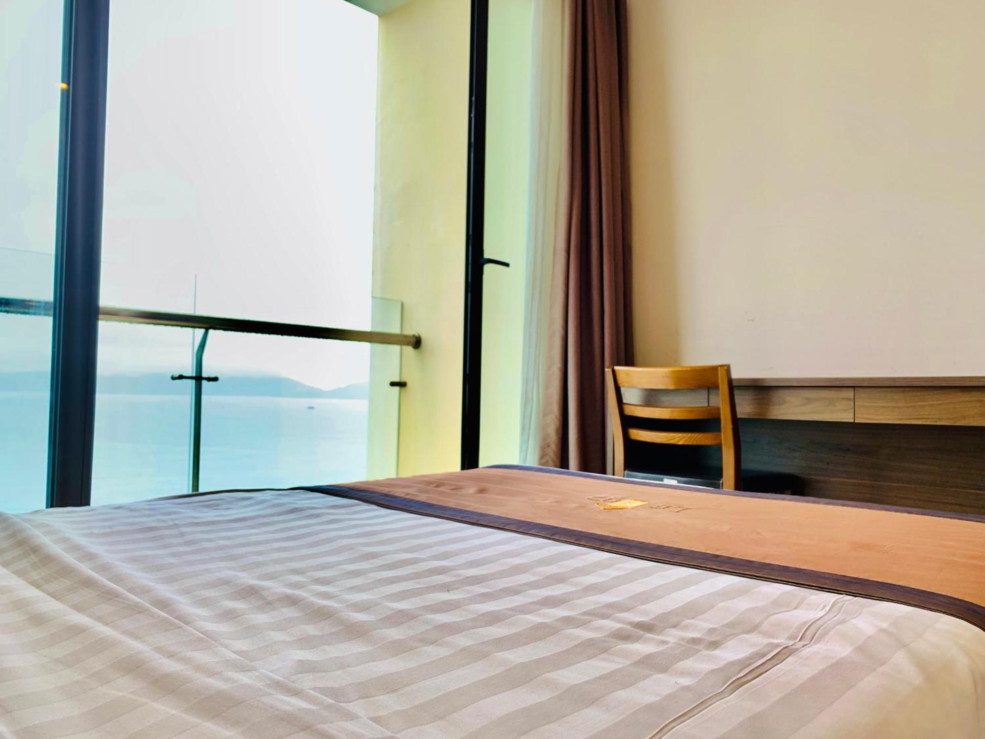 Lenid Ocean View Hotel