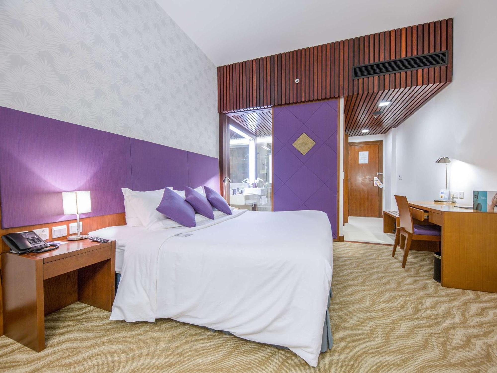 Novotel Hotel 4*