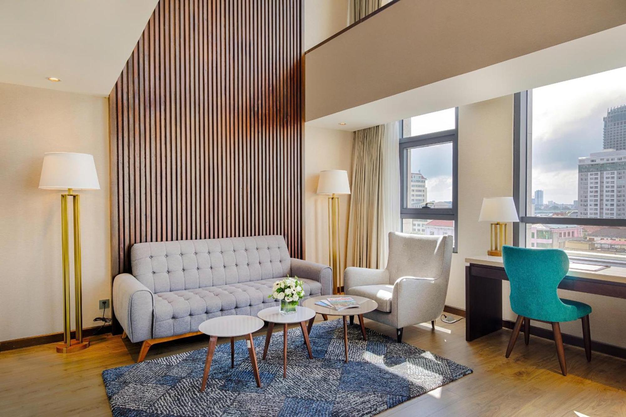 New Orient Hotel
