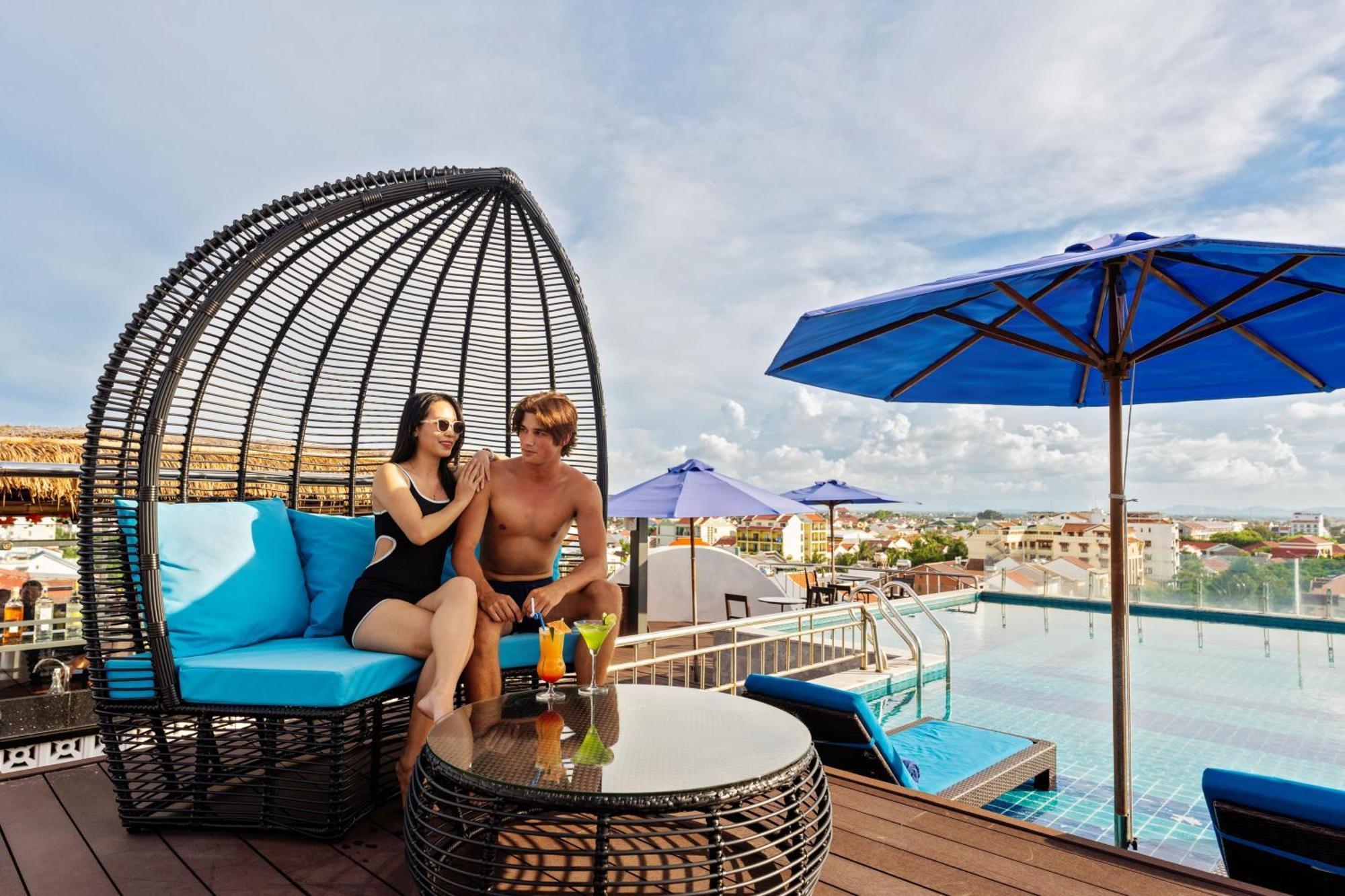 Qualia De - Rooftop Bar View