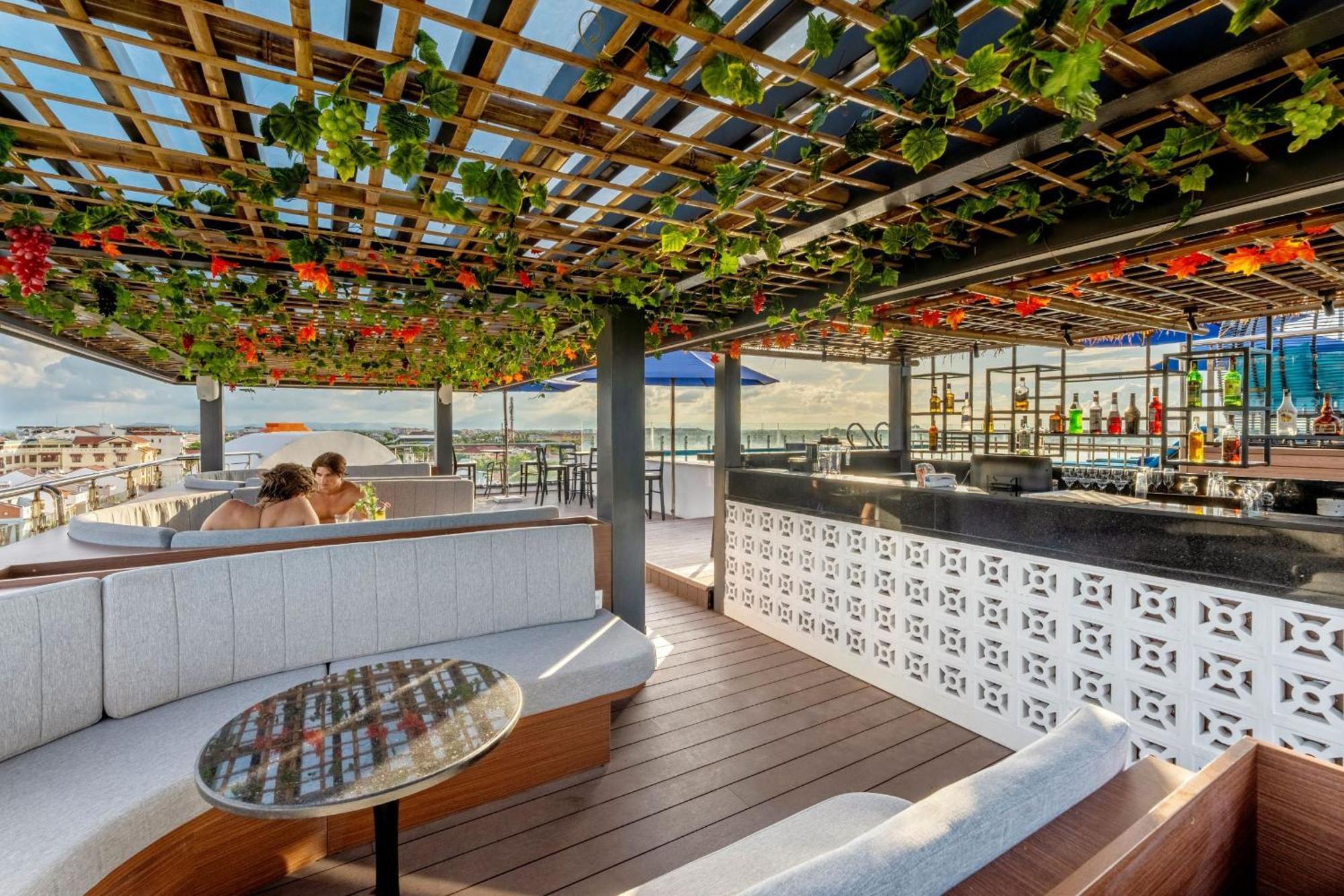 Qualia De - Rooftop Bar View 4* Hoi An