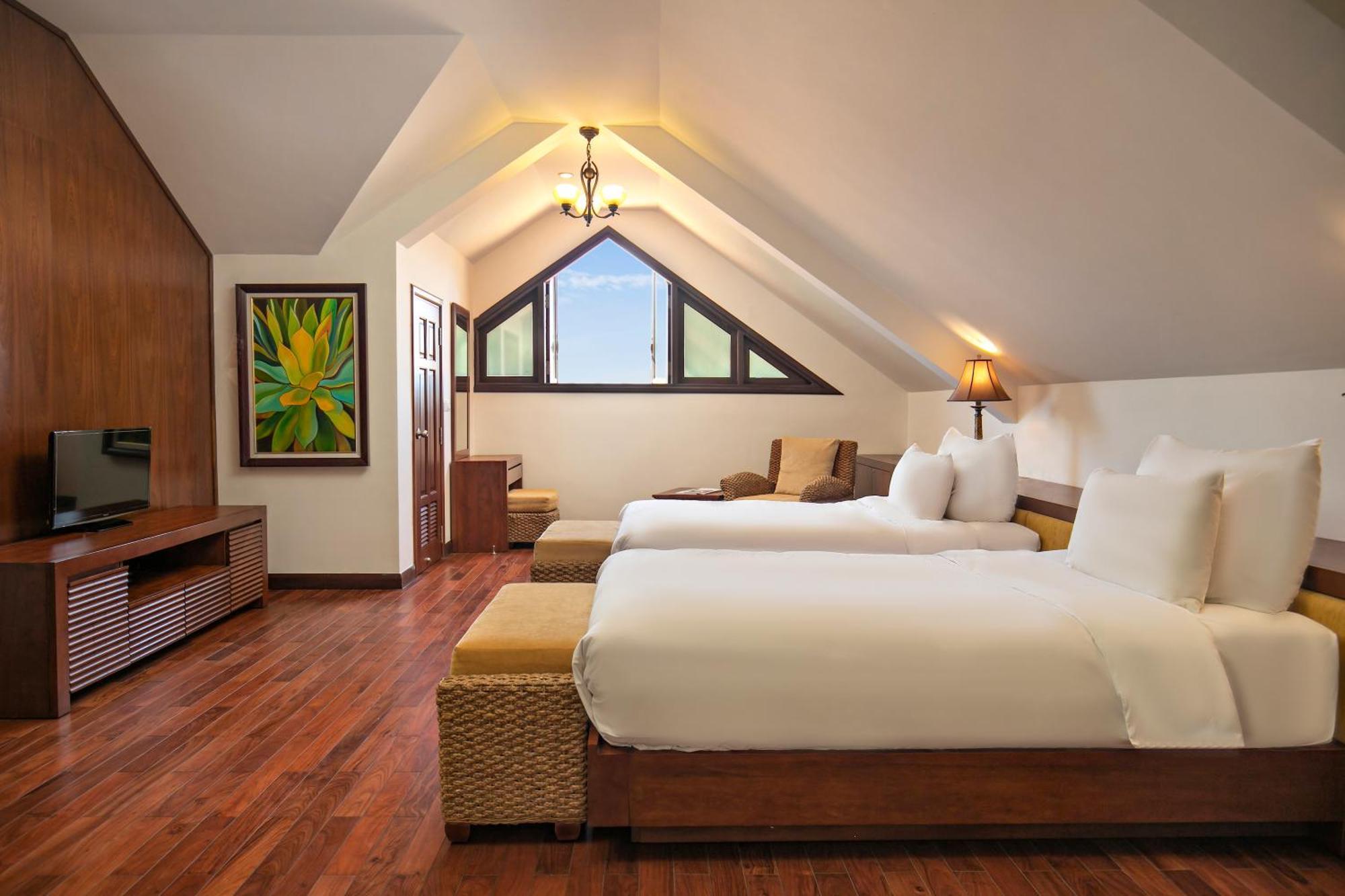 Purama Beachfront & Villa Da Nang